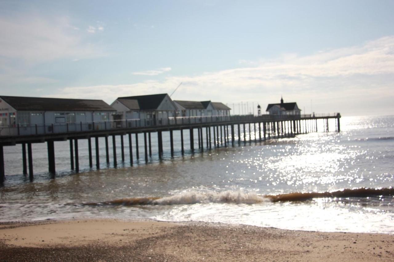 Вилла Sleeps14 Seaside Luxury House On The Suffolk Coast Саксмундхэм Экстерьер фото